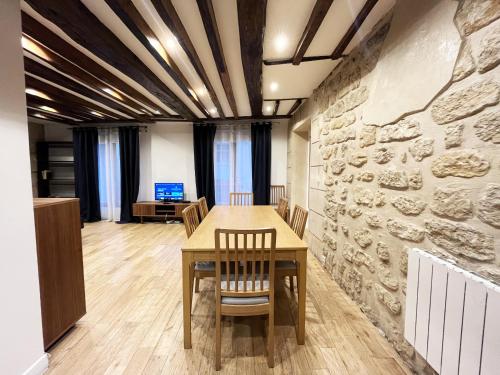 Urban Flat 43 - Charming Parisian Flat near Grands Boulevards - image 7