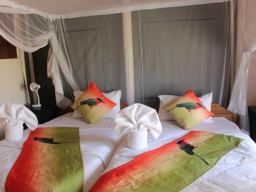 2 twin beds