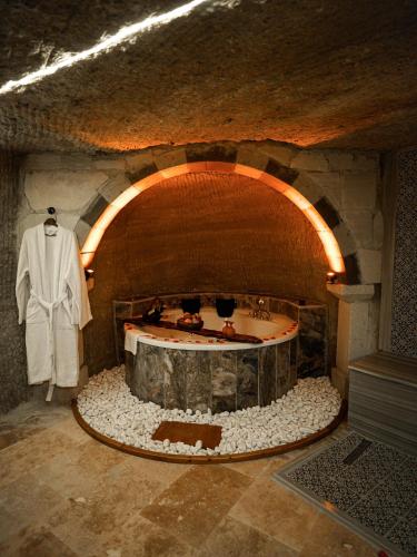 Lost City Cappadocia Room Type - King Suite with Spa Bath