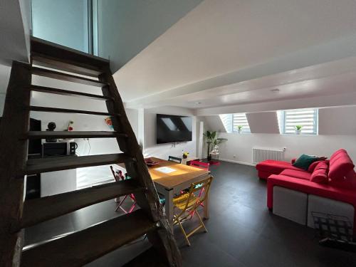 Appart stylé très spacieux Sedan 4E (Appart style tres spacieux Sedan 4E) in 色當