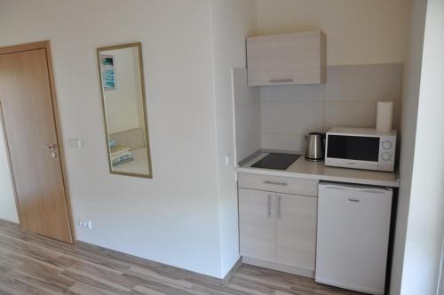 Double Room image 2