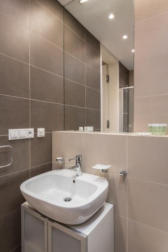 Upscale apartments in prime location near all sights, Praga (zdjęcie 4)