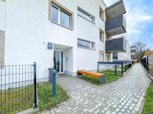 Krakowska Oaza Komfortu - Apartament Premium z Garazem