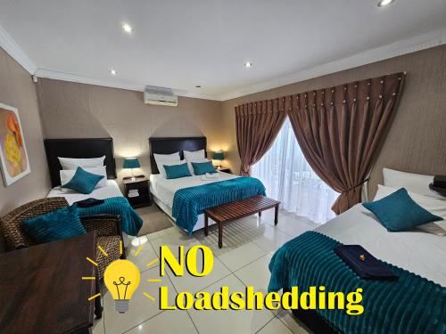 1 queen bed, 2 twin beds