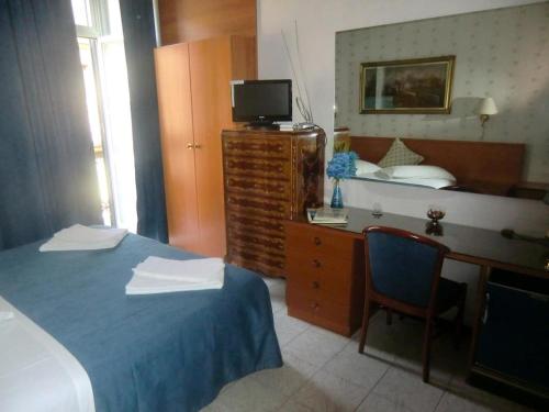 HOTEL SARA – Turin, NY