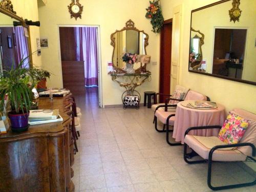 HOTEL SARA – Turin, NY