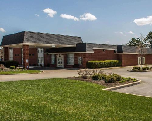 . Quality Inn & Suites Mansfield