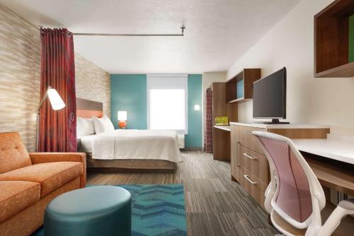 Home2 Suites By Hilton Bloomington Normal - Hotel