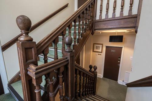 Facilities, Barrington Lodge in London