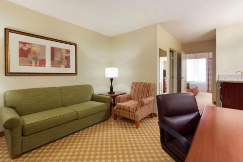 Country Inn & Suites by Radisson, Gillette, WY