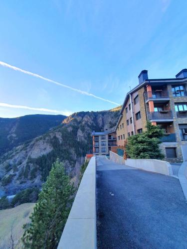 UNIQUE 57m2 Terraza BBQ vista mágica1-0 (UNIQUE 57m2 Terraza BBQ vista magica1-0) in Prats