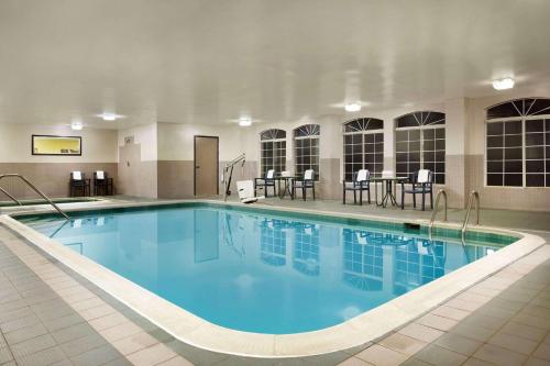 Country Inn & Suites by Radisson, Lexington, VA