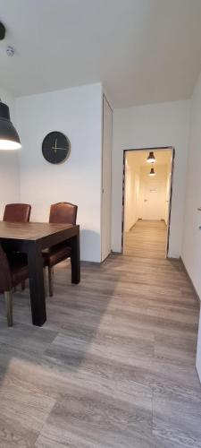 Dreibettzimmer Blau in zentraler Lage, Brémy (fotografie 9)