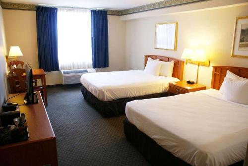 Country Inn & Suites by Radisson, Lansing, MI