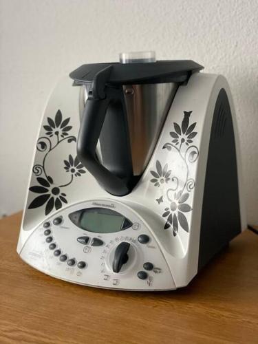 Skyline Appartement mit Pool and Netflix Skyline Appartement mit Pool and Netflix