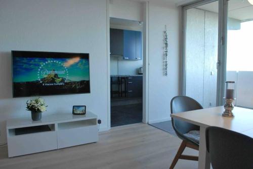 Skyline Appartement mit Pool and Netflix Skyline Appartement mit Pool and Netflix