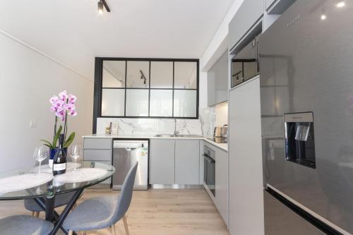 The Cedar Unit 105 - image 4