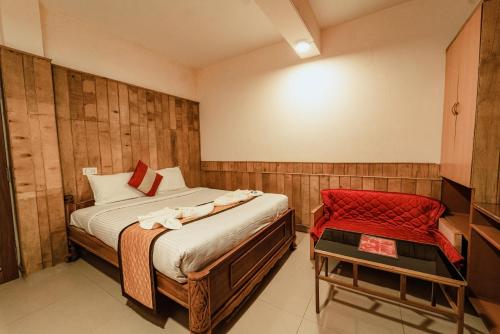 Budget Double Room image 5