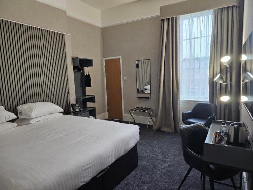 The Townhouse Chester - image 2
