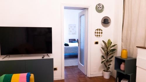 Casa Raffaella, comodo e tipico Bilocale nel Centro di Milano, Milan