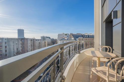 Näkymä, Yuna Porte-Maillot - ApartHotel in Levallois-Perret