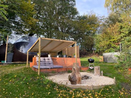 La bulle bien belge avec jacuzzi in Lasne