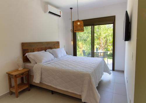 Zaya Beach House em Ilhabela in หาดซานตาเตเรซา