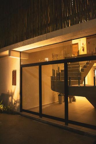 ทางเข้า, Zaya Beach House em Ilhabela in หาดซานตาเตเรซา