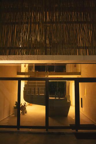 ทางเข้า, Zaya Beach House em Ilhabela in หาดซานตาเตเรซา