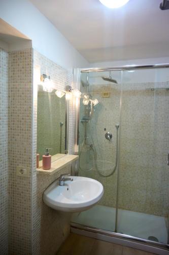 On The Rainbow B&B – Rome