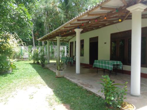 Exterior view, Green Valley Home stay in Unawatuna
