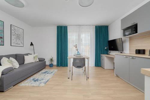 Cozy & Modern Studio Rogowska by Noclegi Renters in Nowy Dwór