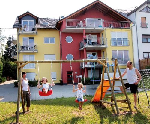 外部景觀, Ferien im Maigen in 梅特拉