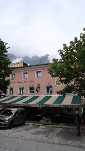 Weisses Rössel-Cavallo Bianco - Hotel - Werfen