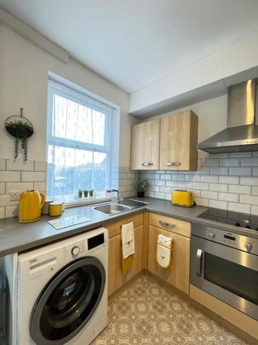 Cosy home in Barnsley centre in บาร์นสเลย์