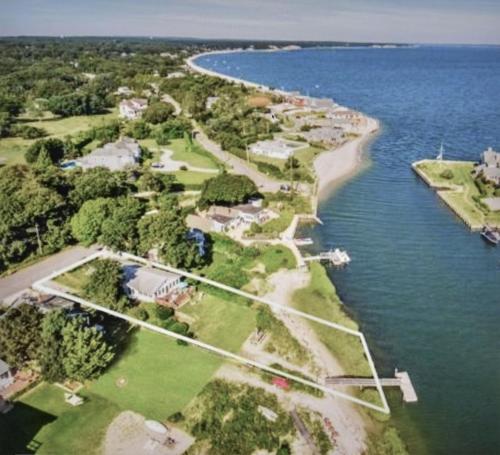 Summer Rental House with Private Beach and 30ft Boat Dock in Southampton, USA