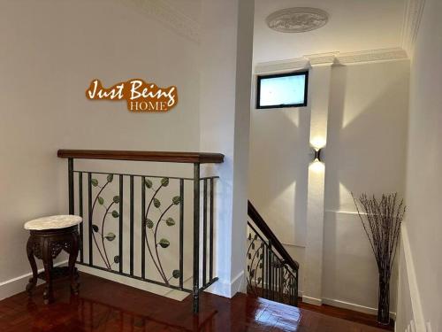 Just Being Home 10pax 3BR/3BA 4Queen/1Sofa Just Being Home 10pax 3BR/3BA 4Queen/1Sofa