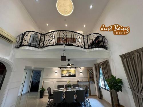 Just Being Home 10pax 3BR/3BA 4Queen/1Sofa Just Being Home 10pax 3BR/3BA 4Queen/1Sofa