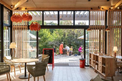 Restaurant, Camping de Paris in Bois de Boulogne