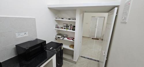 HOMESTAY - AC 3 BHK NEAR AlRPORT in 欽奈