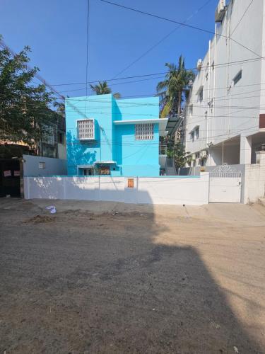 HOMESTAY - AC 3 BHK NEAR AlRPORT in 欽奈