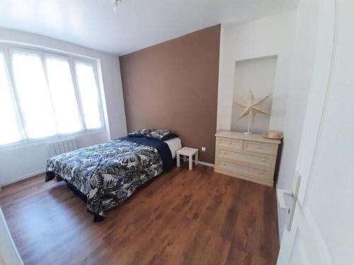 Résidence du Houx - 1 (Astérix, Aéroport CDG, Chantilly, Parc des expos...) Résidence du Houx - 1 (Astérix, Aéroport CDG, Chantilly, Parc des expos...)