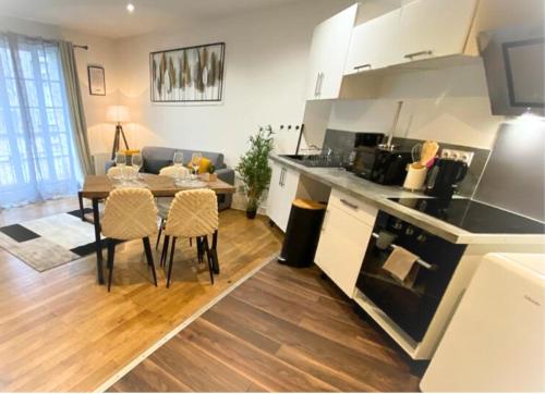 Le Général - 4 personnes - Poitiers - La Conciergerie (Le General - 4 personnes - Poitiers - La Conciergerie) in مركز مدينة بوتيرز