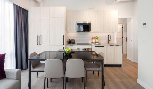2 bedrooms, 3 beds