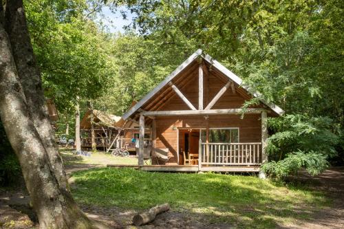 2 bedrooms, 4 beds