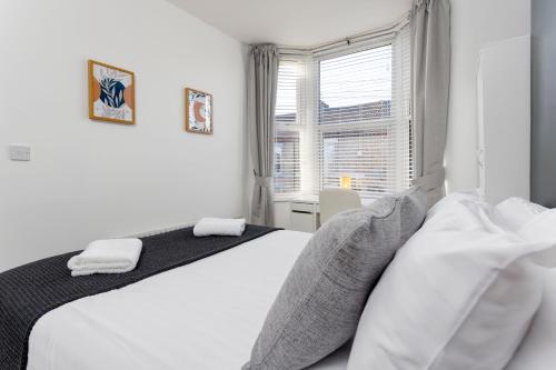 St Davids House - Air Host & Stay - 4 Bedrooms - Contractor Friendly, Ливерпуль (фото 9)