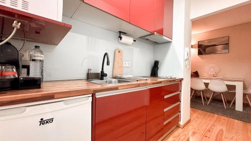 Almada Apartments 468 - image 5