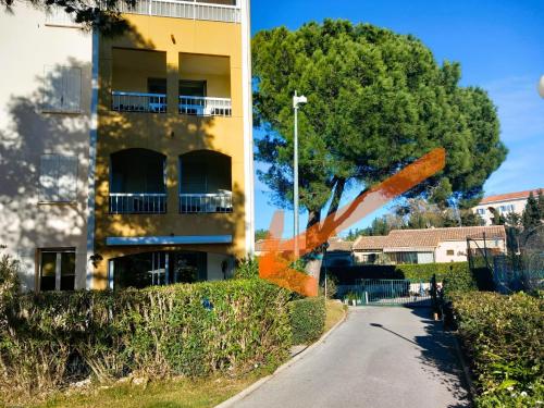 Exterior view, Soleil de Frejus au Lagonbleu near Kyriad Centre Frejus - Saint Raphael