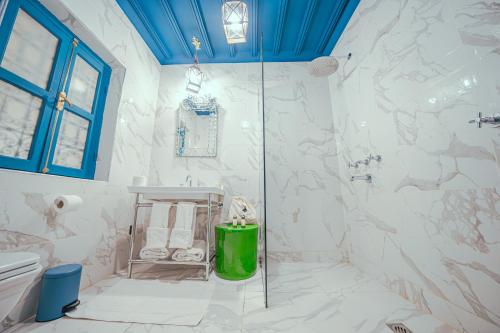 Izghi Double Room room in Riad Tibibt