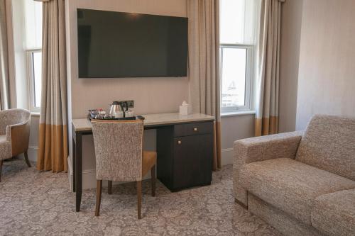 Best Western Clifton Hotel - image 2